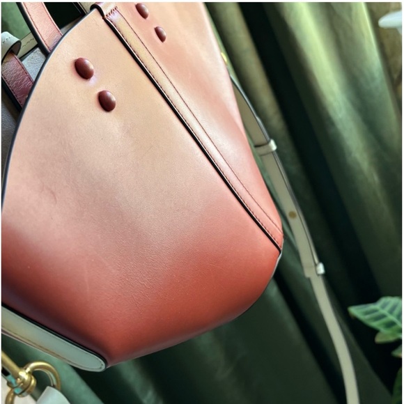 Tory Burch women bag purse EMERSON
MINI BUCKET
BAG - Picture 14 of 14